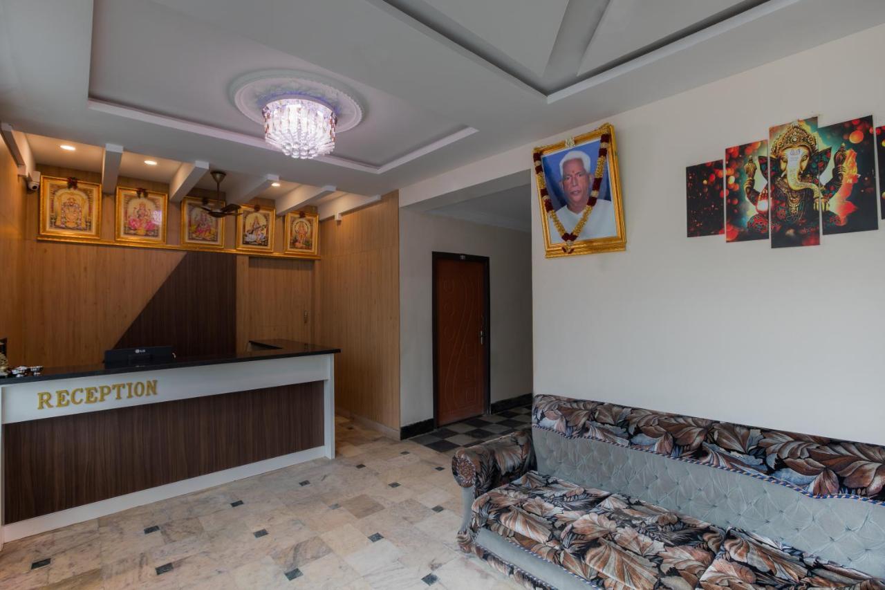 Hotel Akmg Діндуккал Екстер'єр фото